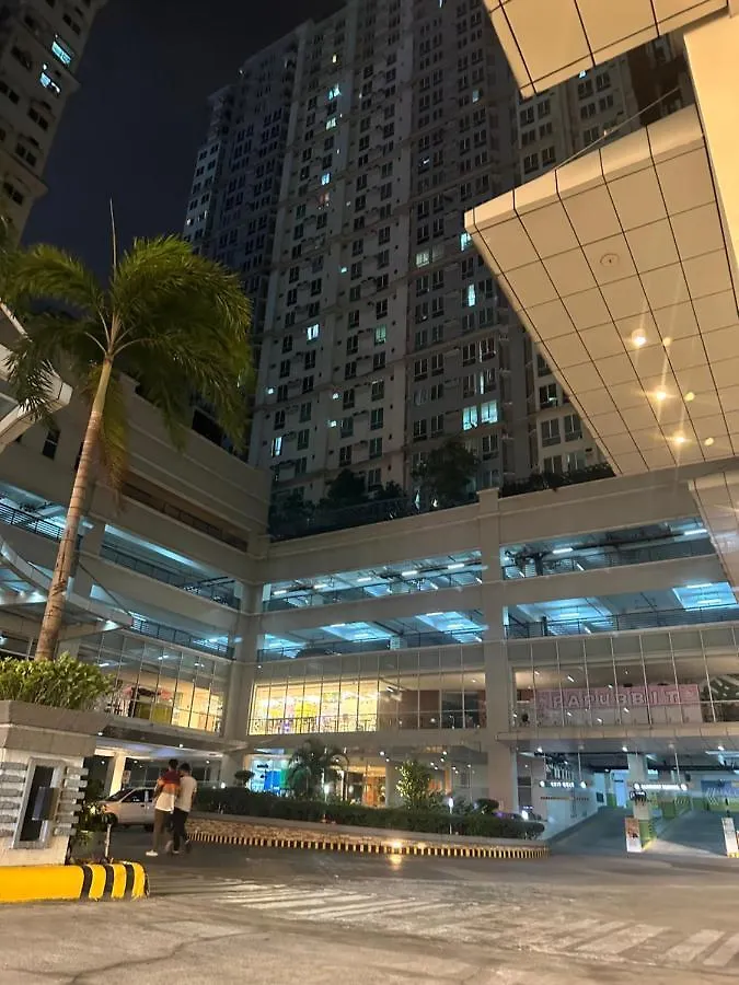 Clazzy Home At San Lorenzo Manila Philippines