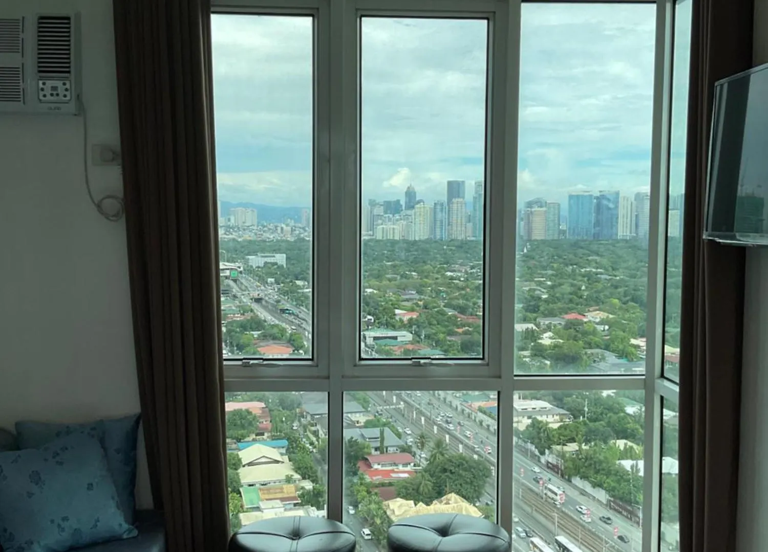 Apartment Clazzy Home At San Lorenzo Manila