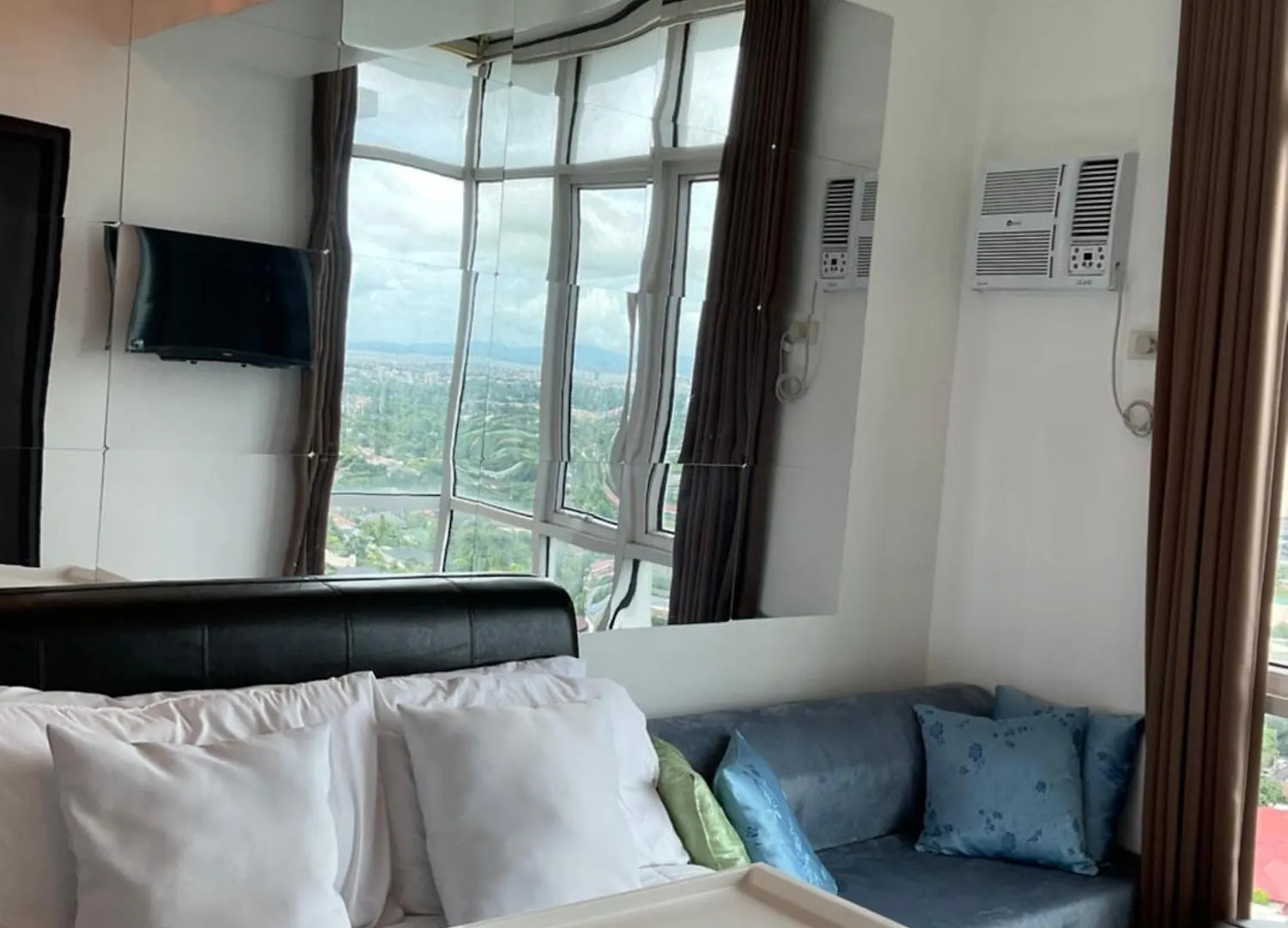Clazzy Home At San Lorenzo contacts